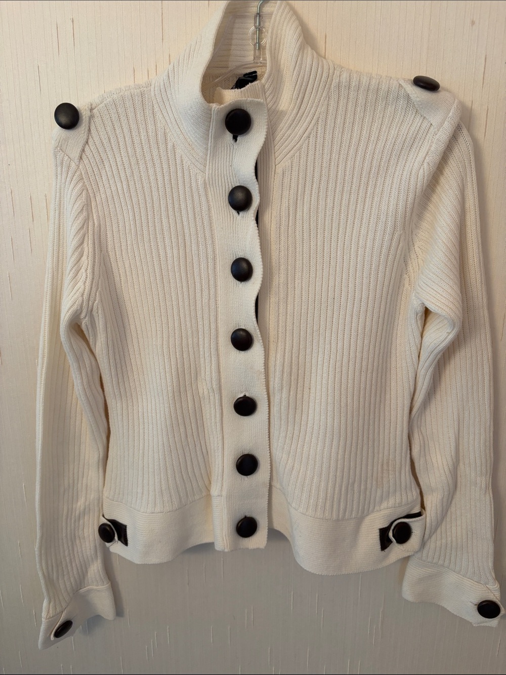 jason maxwell Cream Ribbed Button-Front Cardigan with Dark Buttons
